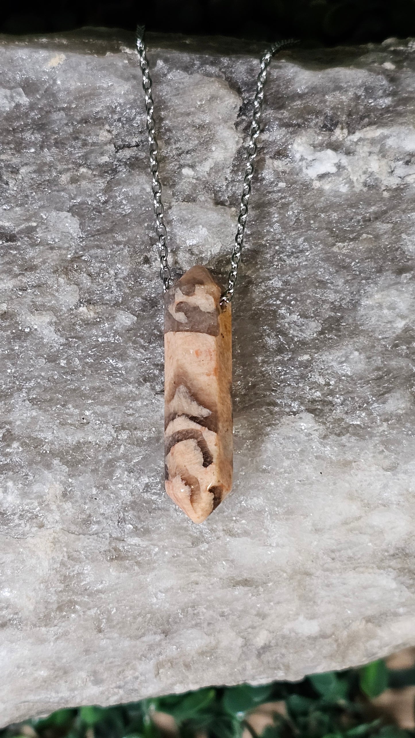 Peach Agate - tranquility necklace